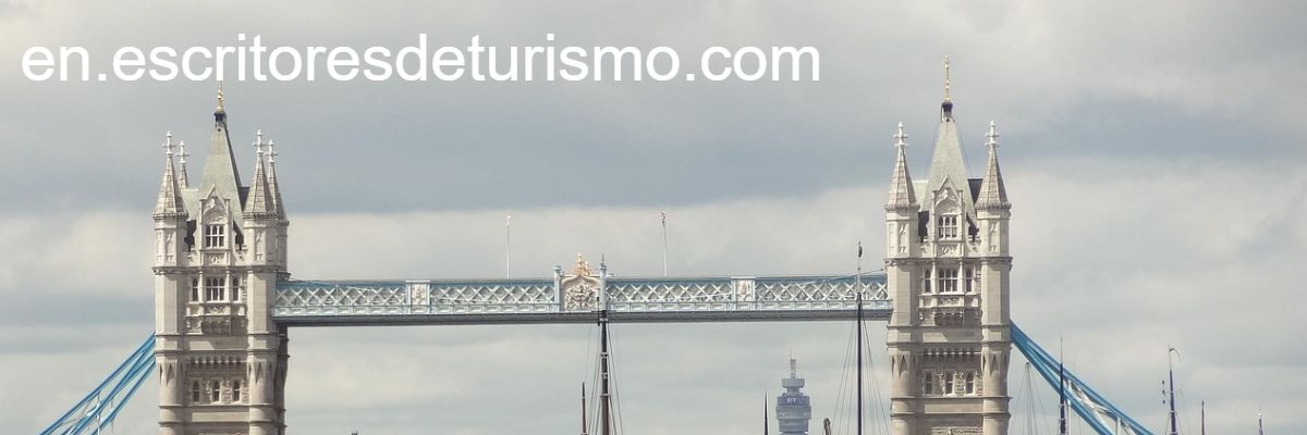 en.escritoresdeturismo.com